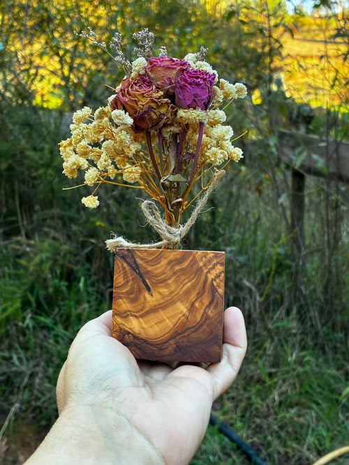 Trockenblumen Vase aus Olivenholz