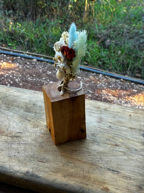 Trockenblumen Vase aus Olivenholz
