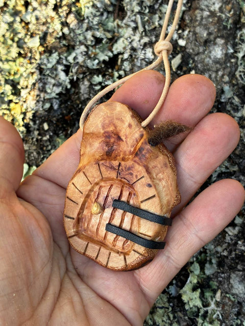 Hobbit Tür aus Baumperle