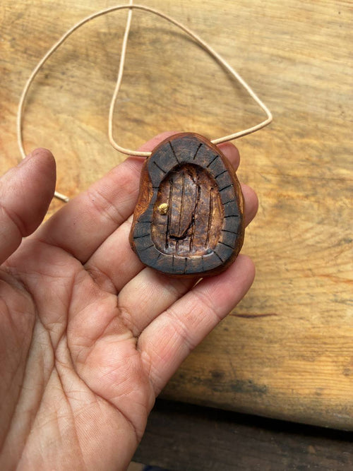 Hobbit Tür aus Baumperle