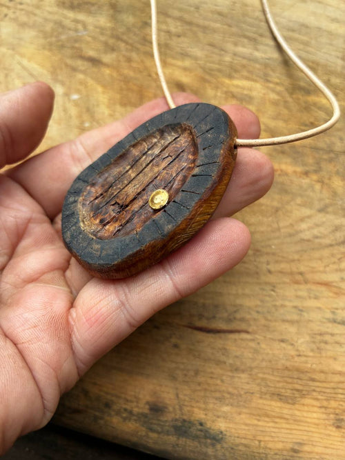 Hobbit Tür aus Baumperle