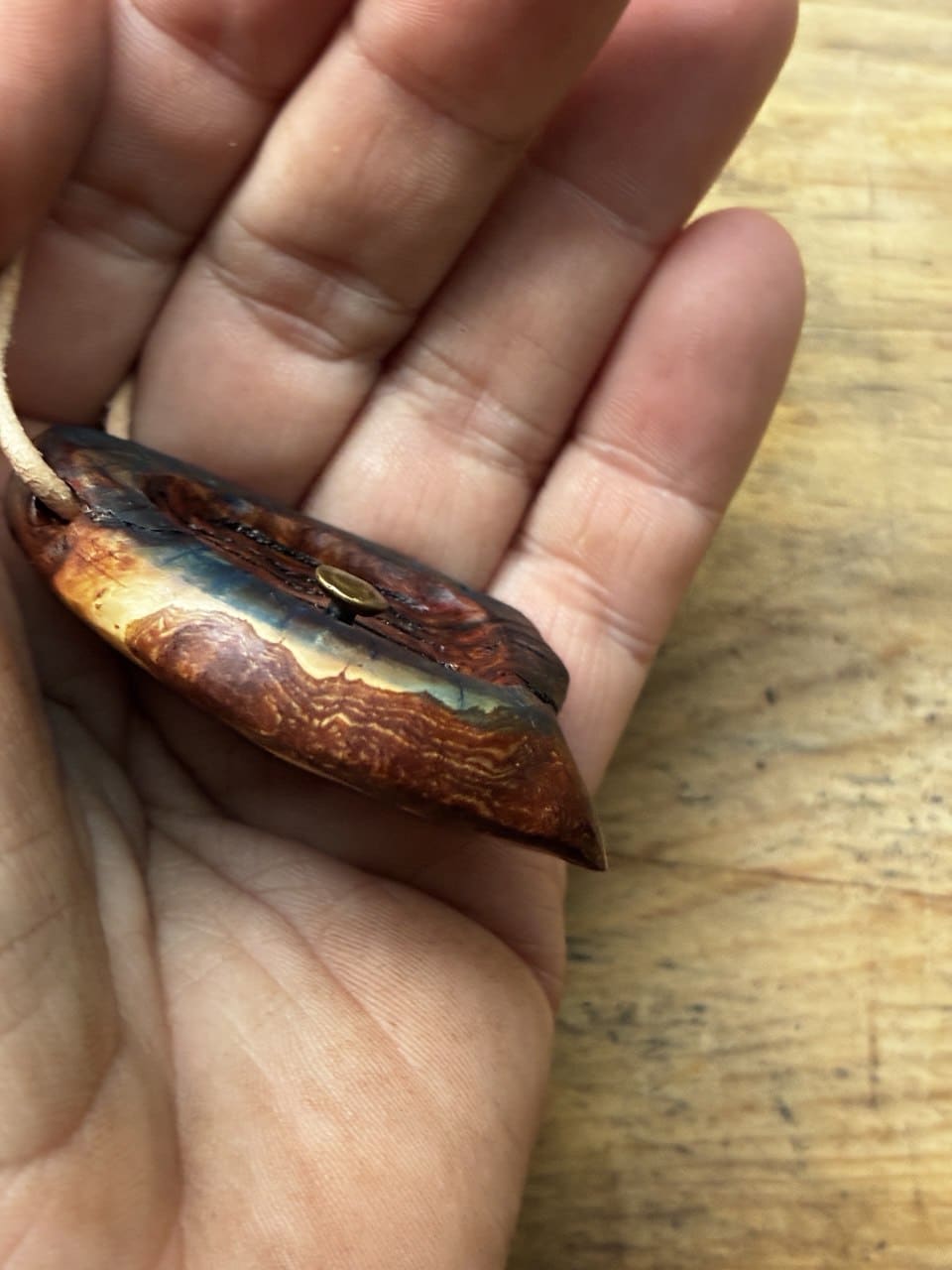 Hobbit Tür aus Baumperle