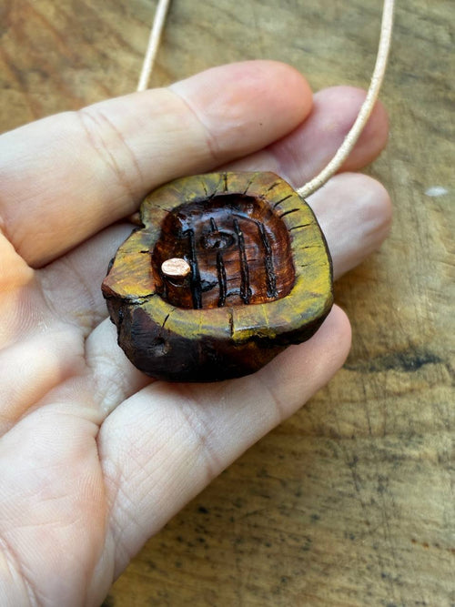 Hobbit Tür aus Baumperle