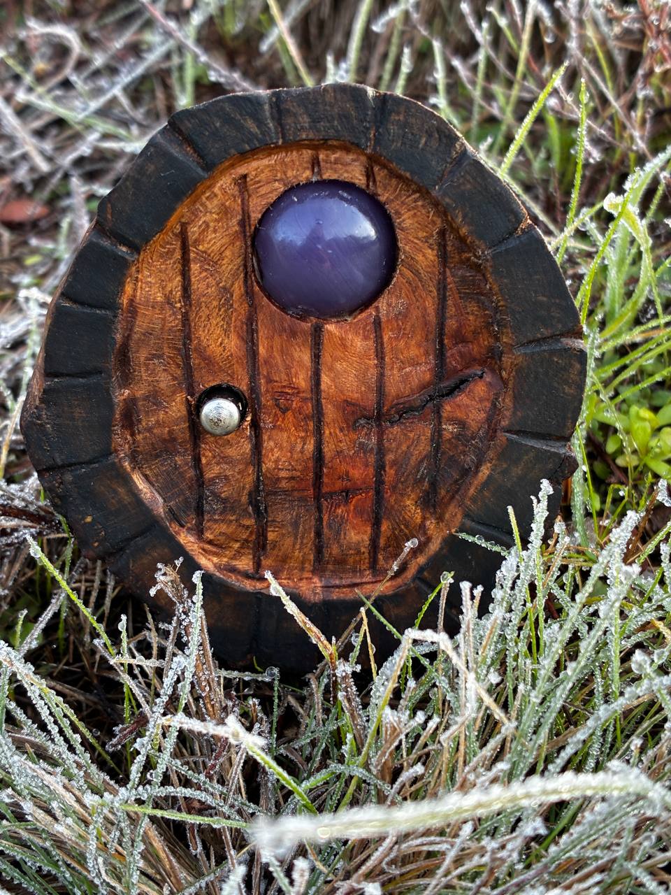 Hobbittür mit Türklinke aus Baumperle