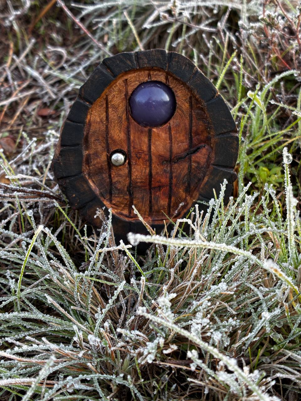 Hobbittür mit Türklinke aus Baumperle