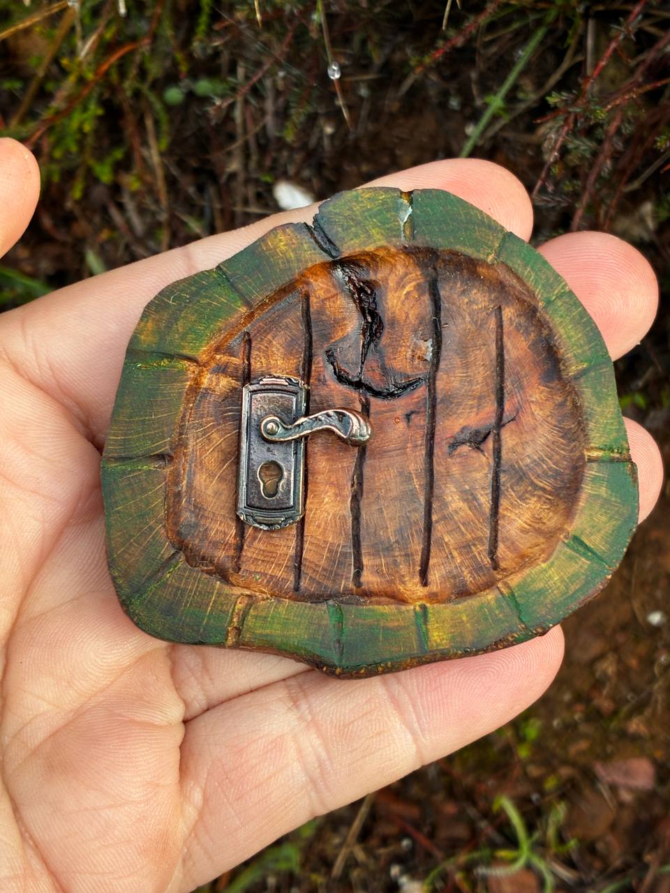 Hobbit Tür aus Baumperle