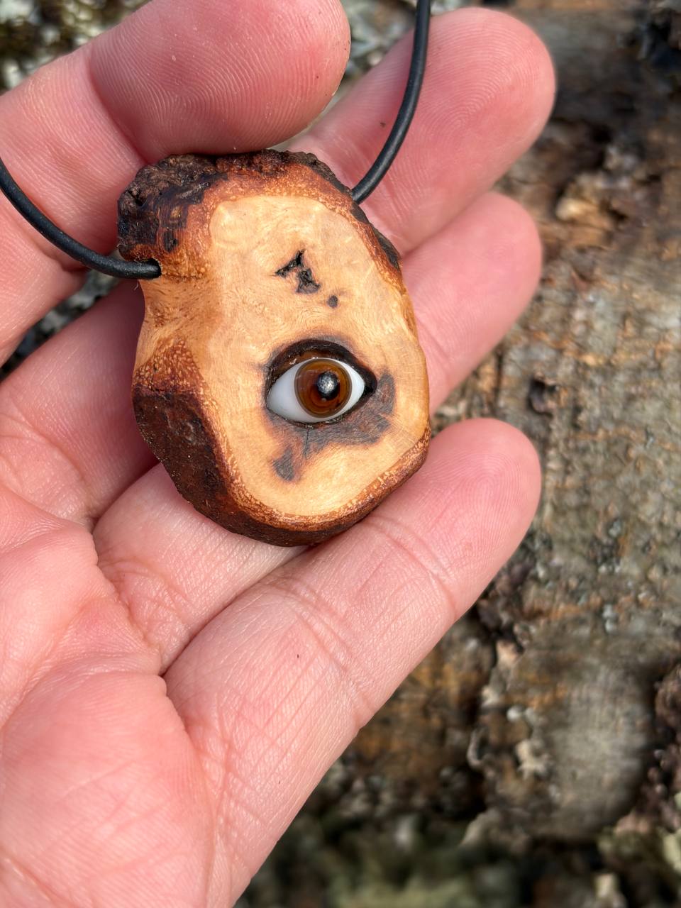 Baumperle mit Auge