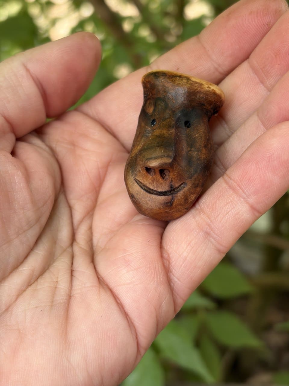 Handschmeichler aus Baumperle als Wichtel