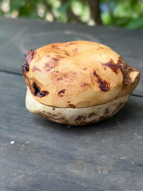 Schatulle aus Baumperle