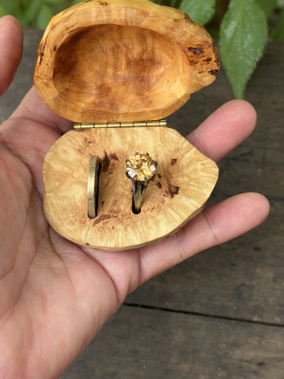 Schatulle aus Baumperle
