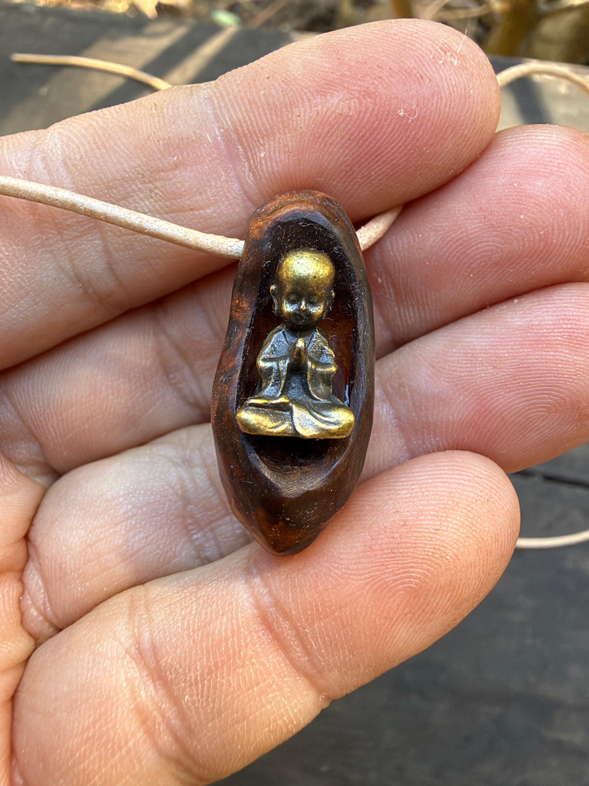 Buddha in Baumperle