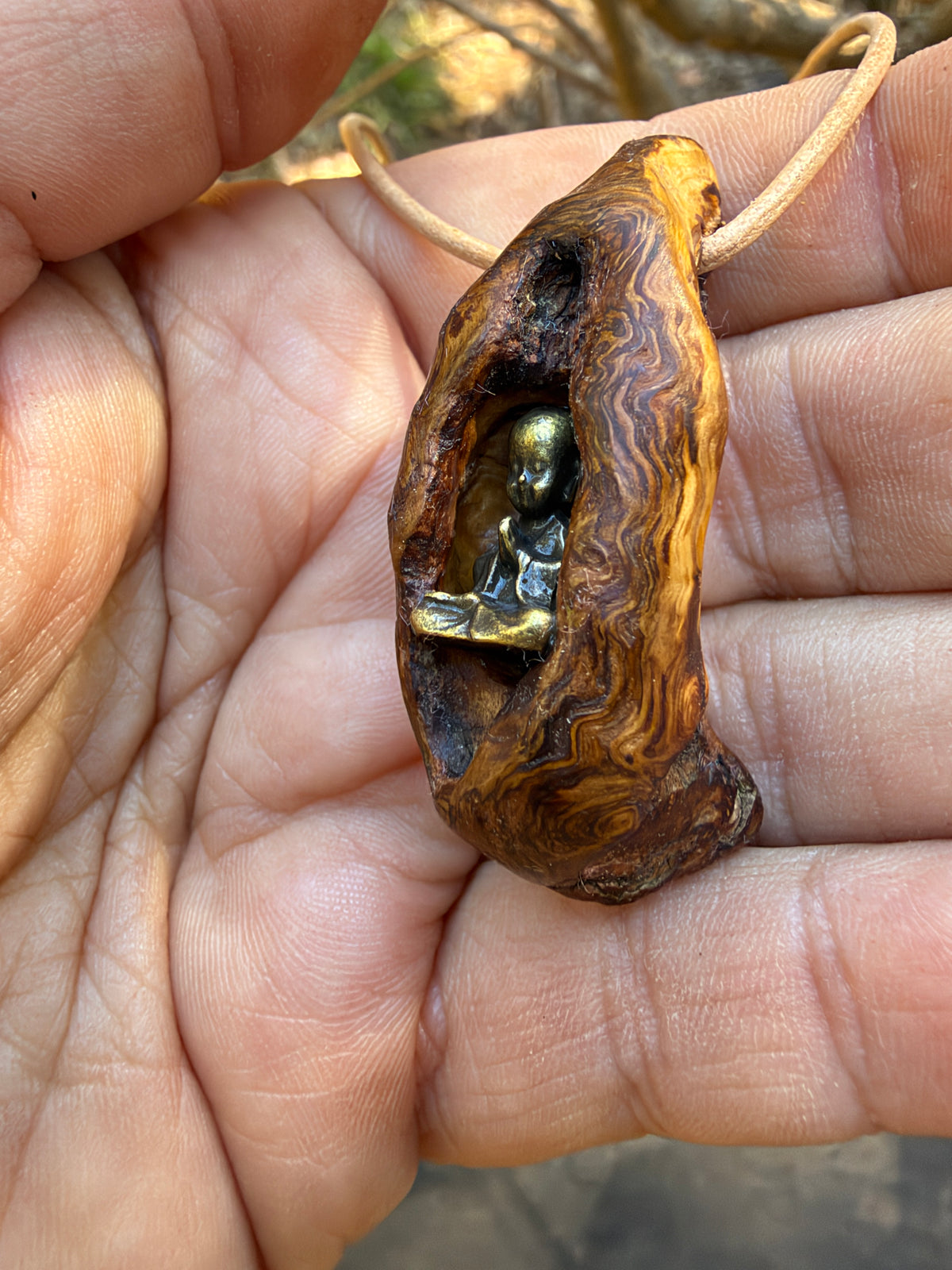 Buddha in Baumperle