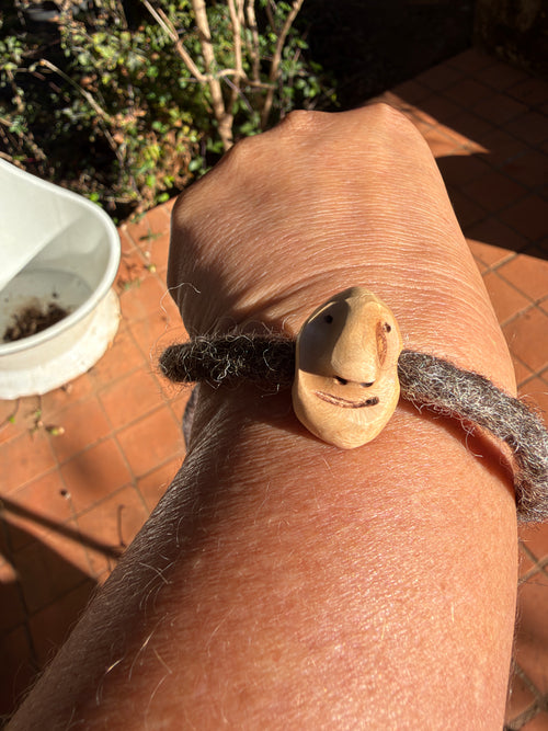 Filz Armband Wichtel Elowin