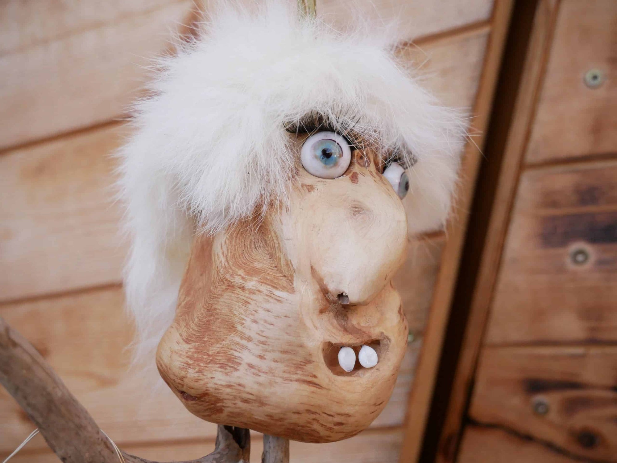 Lampe aus einer Baumperle