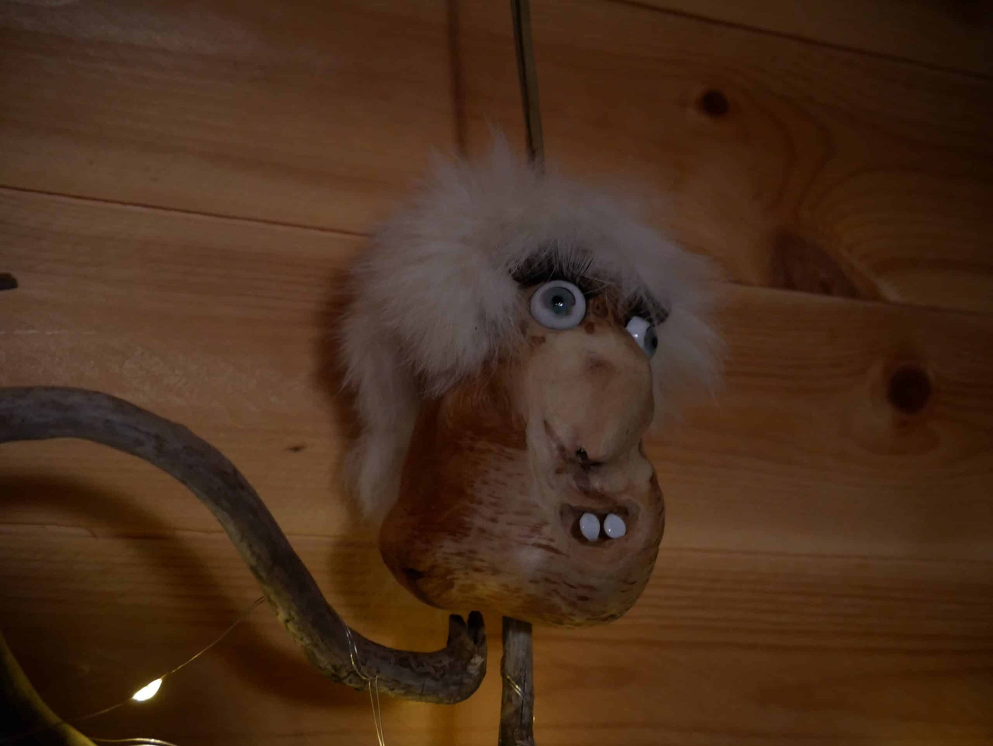 Lampe aus einer Baumperle