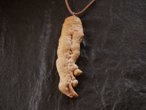 Baumperlenkette