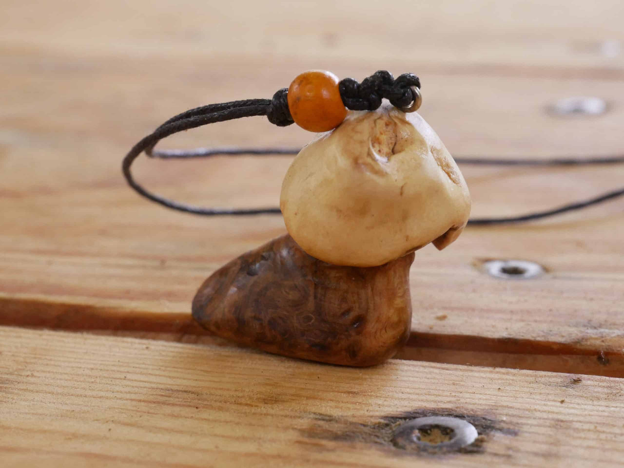 Pilz Kette aus Baumperle