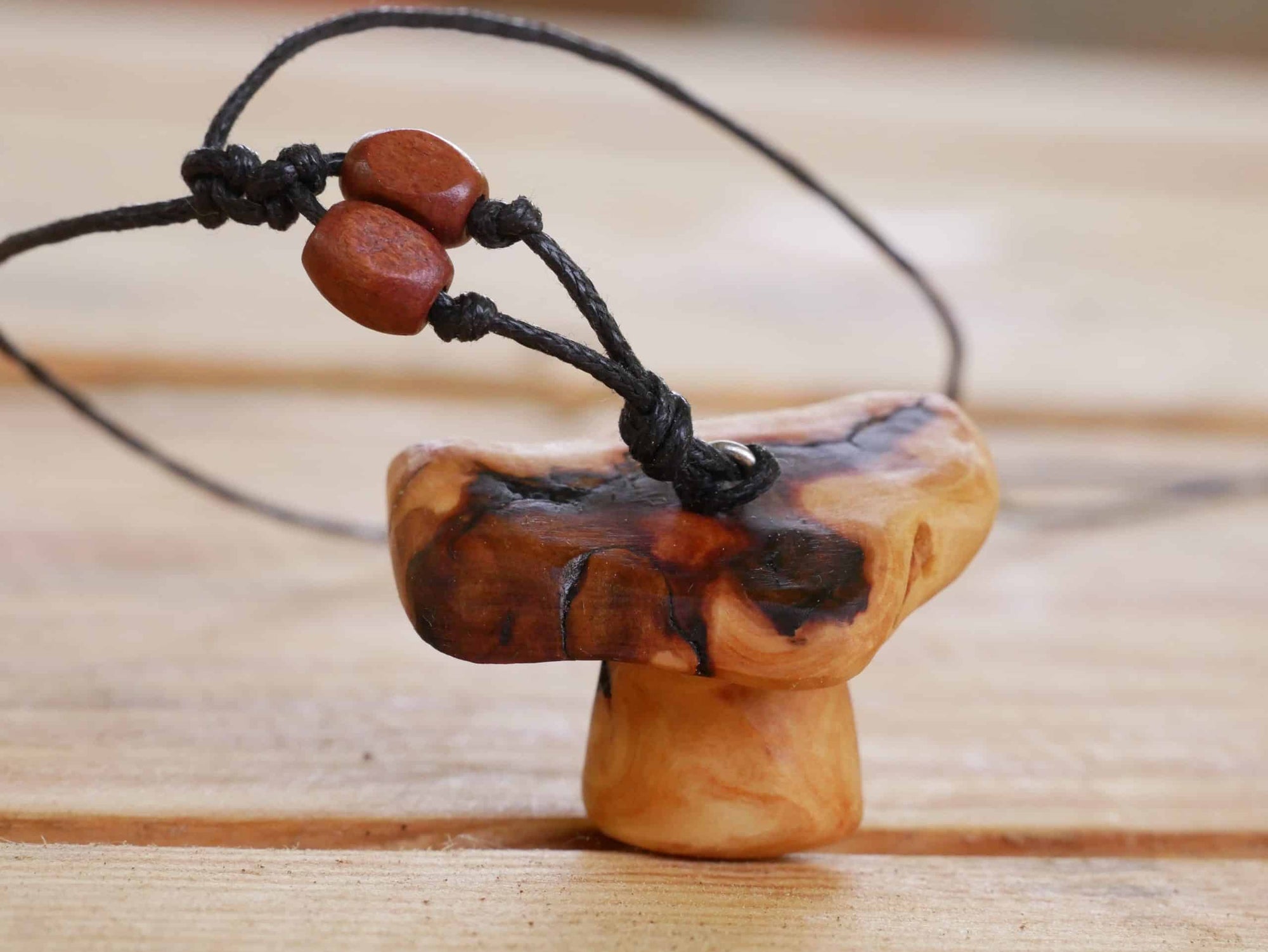 Pilz Kette aus Baumperle