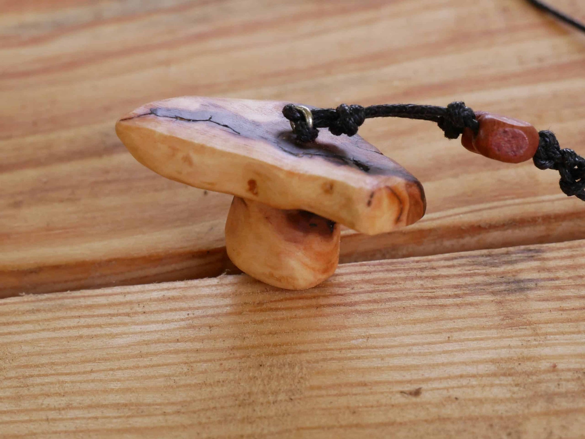 Pilz Kette aus Baumperle