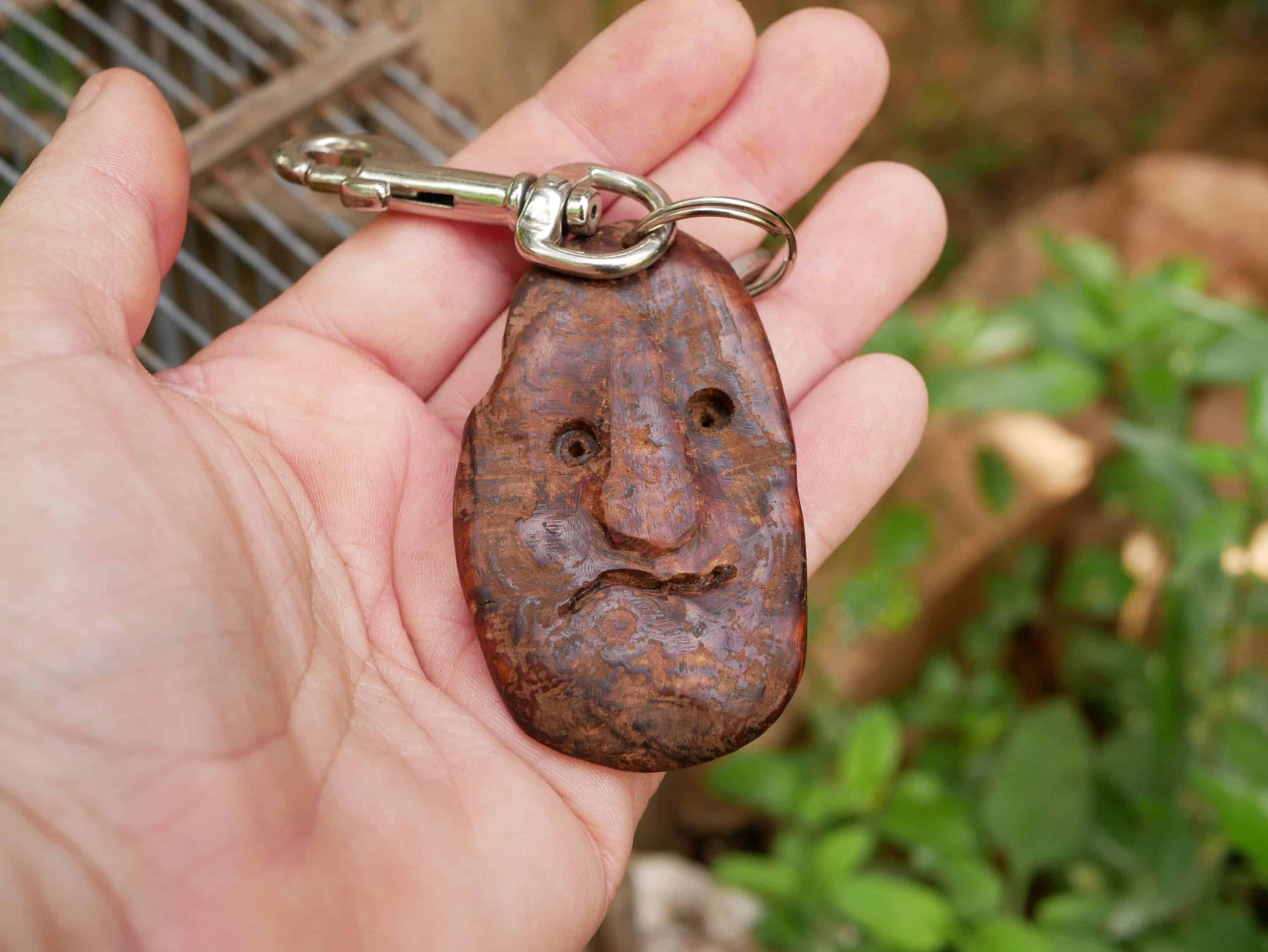 Schlüsselanhänger als Schlüsselkumpel aus Baumperle