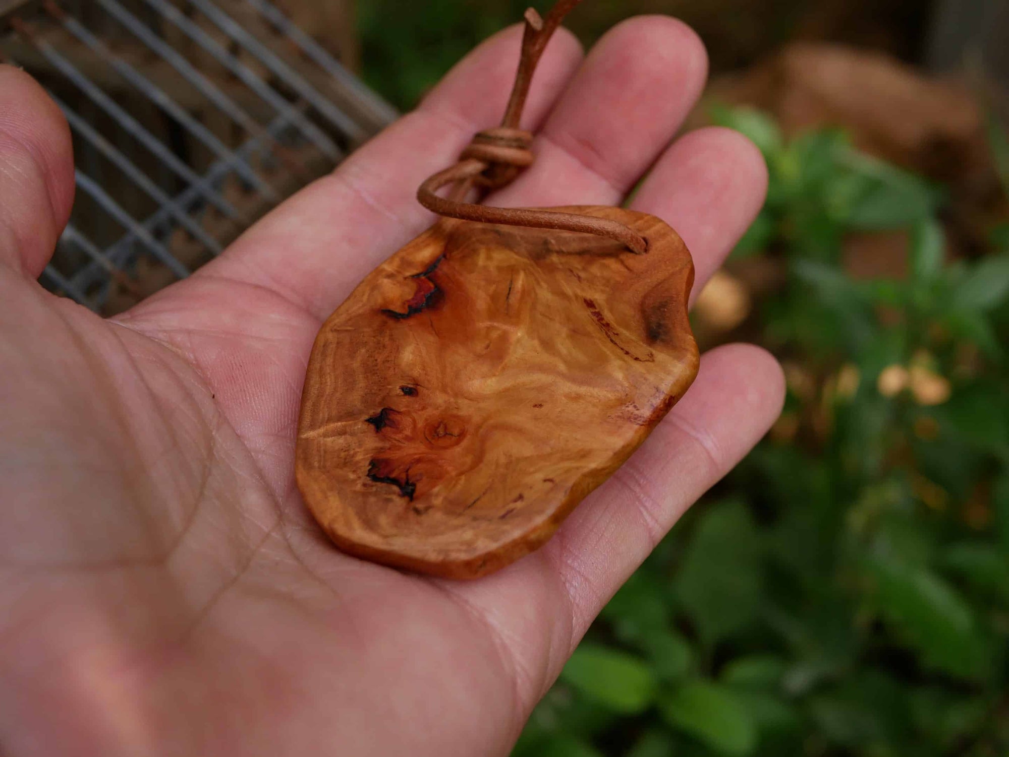 Schlüsselanhänger als Schlüsselkumpel aus Baumperle