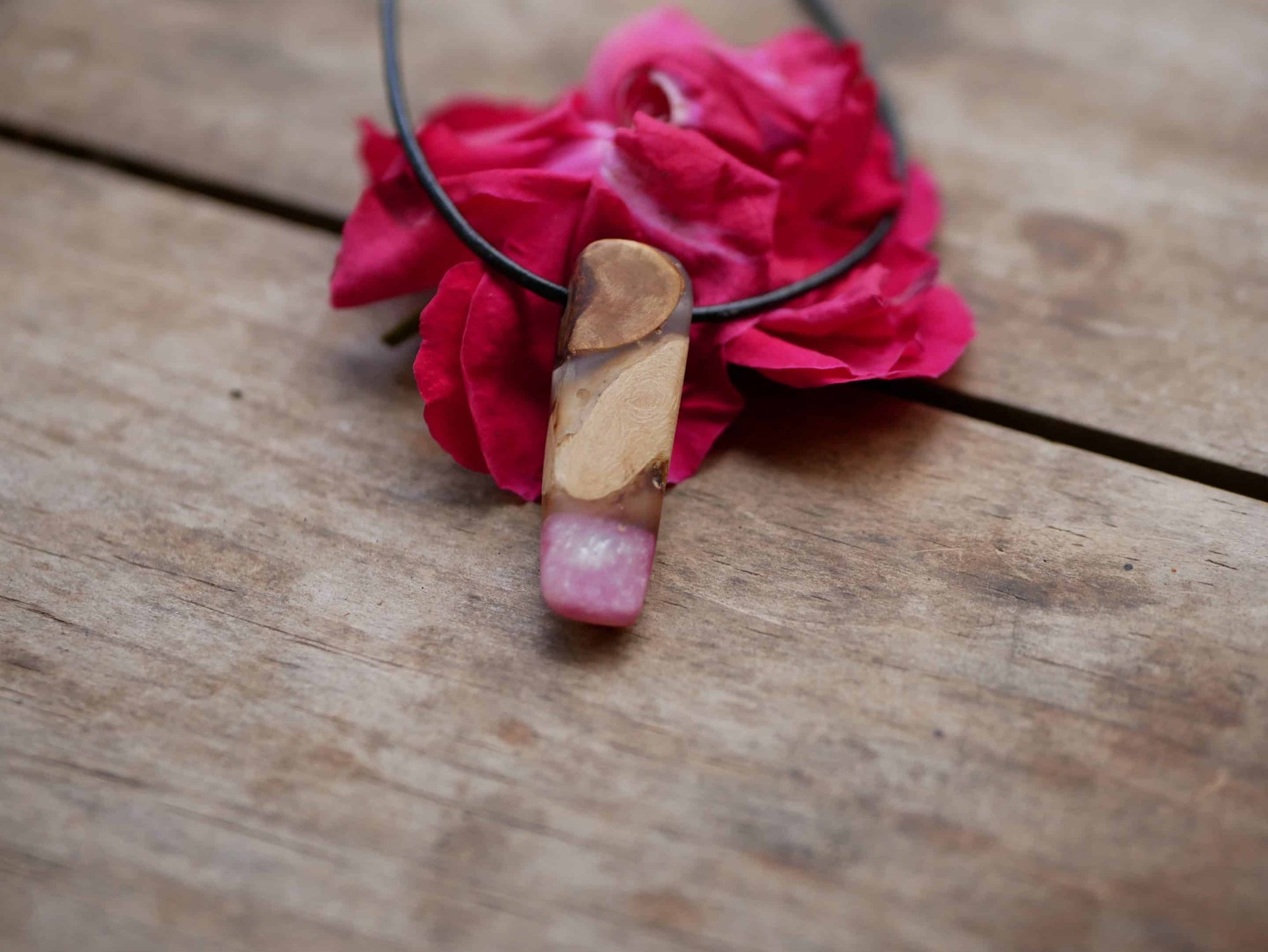 Baumperlen mit Epoxid Rose