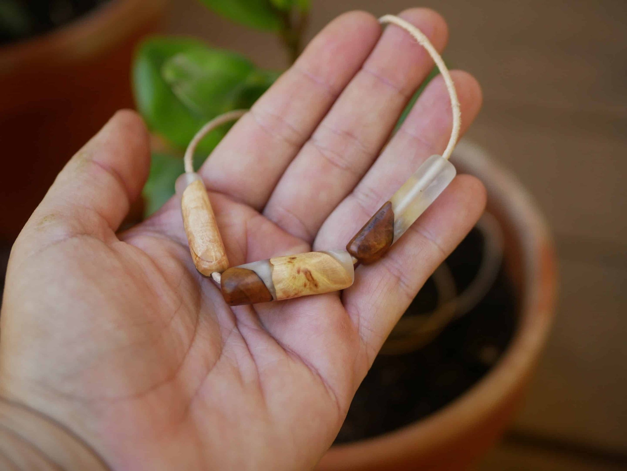 Kette aus 3 Baumperlen Gliedern