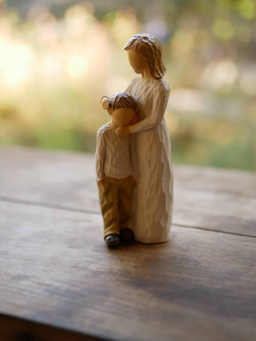 Mutter und Sohn Figur