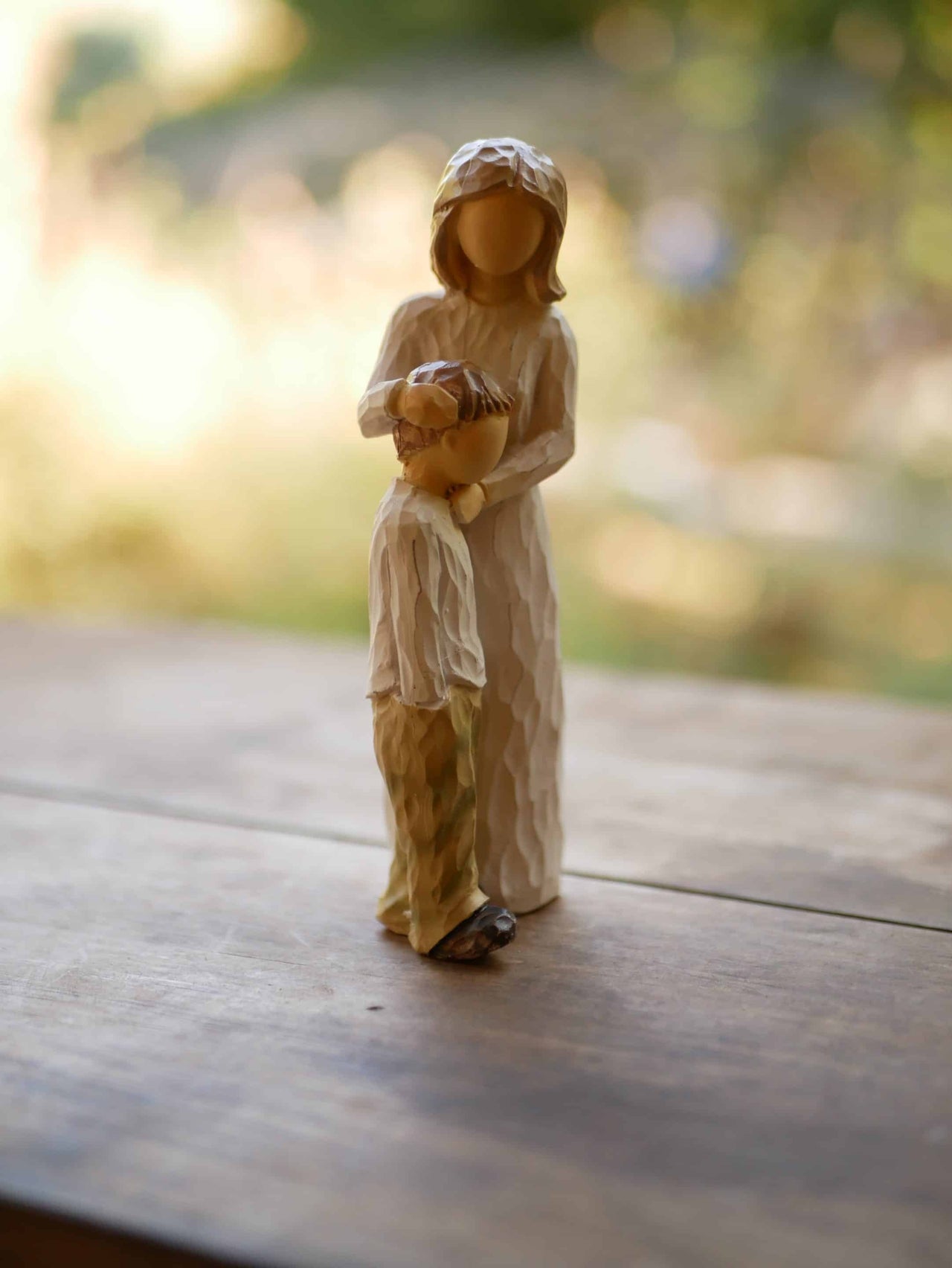 Mutter und Sohn Figur