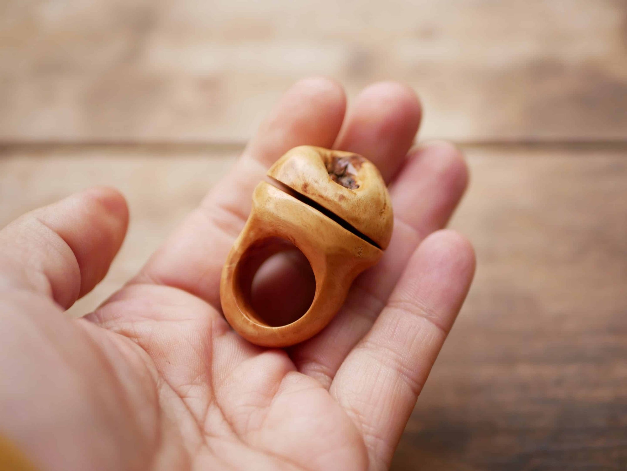 Baumperlen Ring Ringdose zum Öffnen