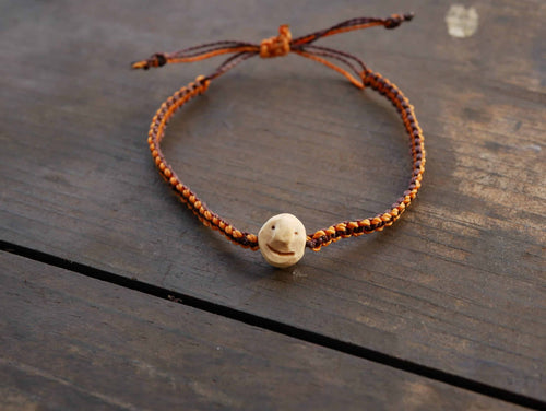 Armband Wichtel aus Baumperle und Makramee