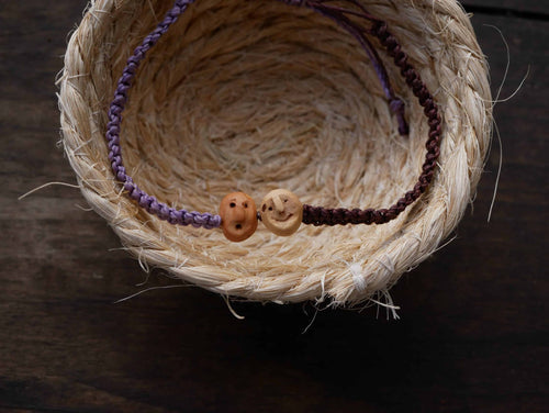 Armband Wichtel aus Baumperle und Makramee