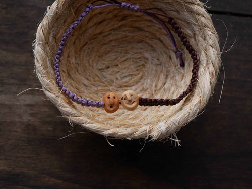 Armband Wichtel aus Baumperle und Makramee