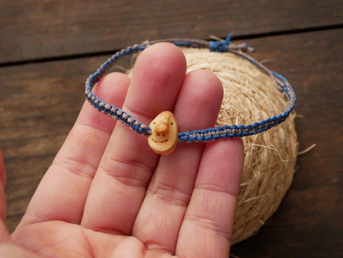 Armband Wichtel aus Baumperle und Makramee