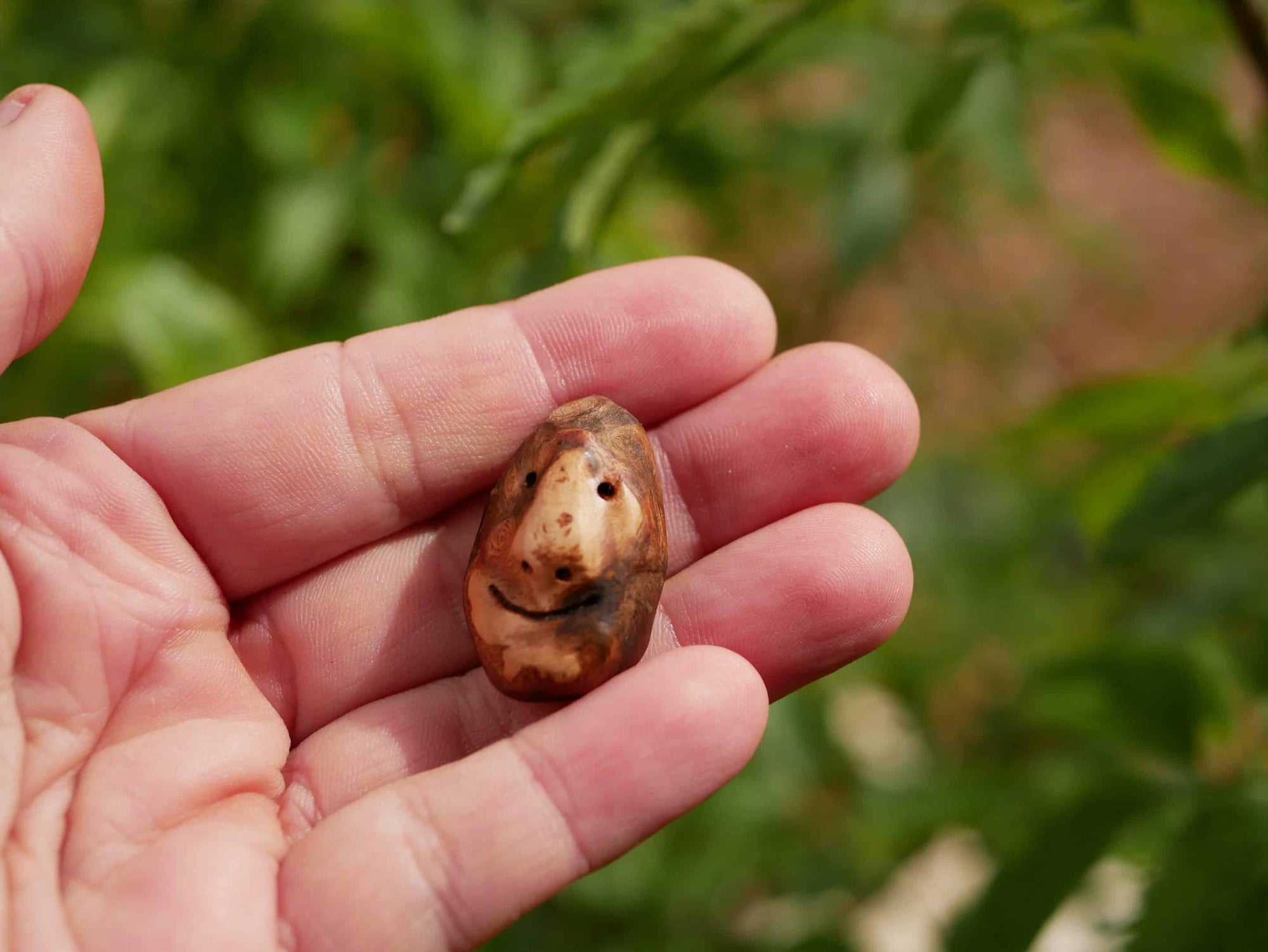 Hosenkrabbler Handschmeichler aus Baumperle