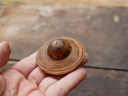 Handschmeichler Ufo aus Baumperle