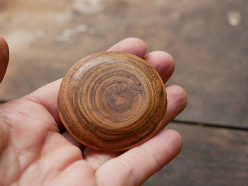 Handschmeichler Ufo aus Baumperle