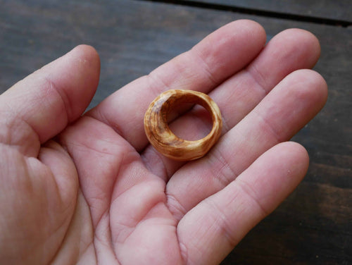 Ring aus Baumperle