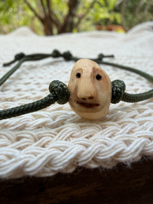 Armband Wichtel  Knut Knöterich Paracord