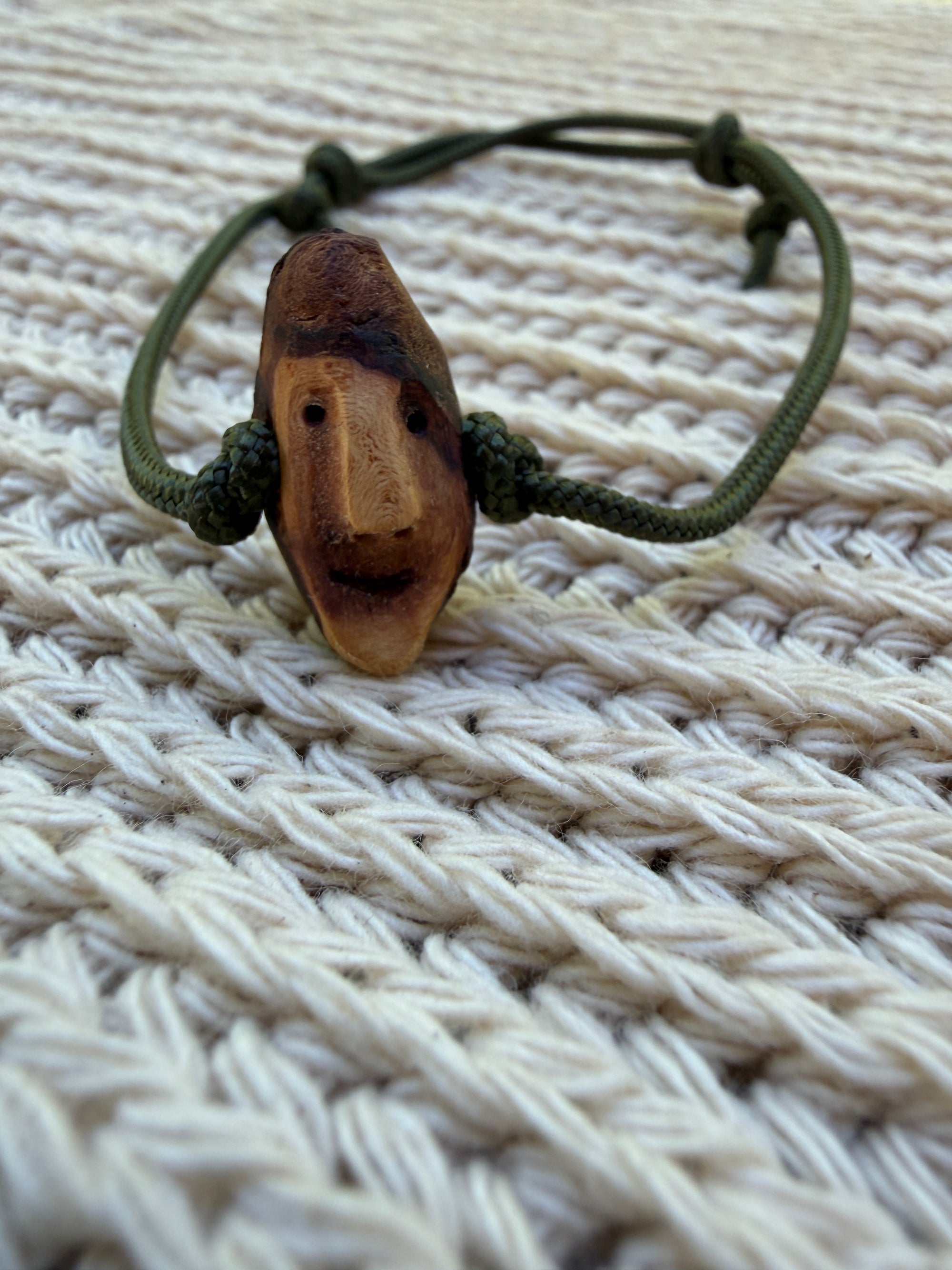 Armband Wichtel Fridolin Paracord