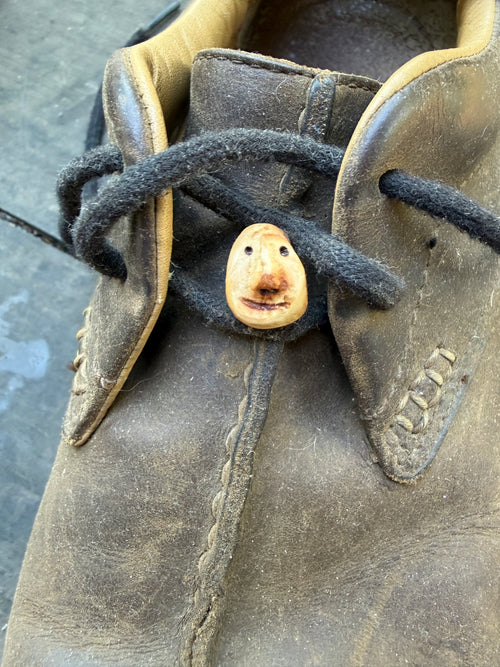 Schuhwichtel Rotznase