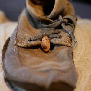 Schuhwichtel aus einer Baumperle