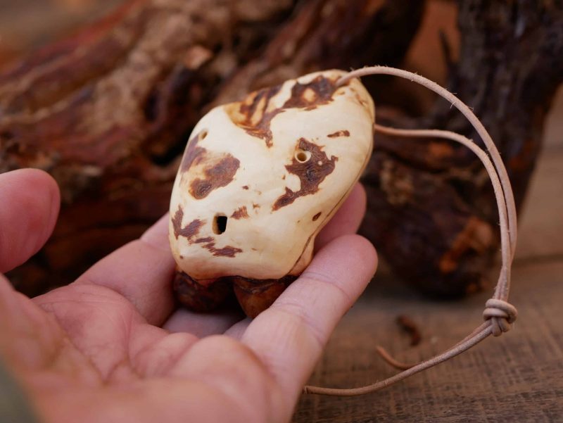 Ocarina aus einer Baumperle
