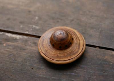 Handschmeichler Ufo aus Baumperle