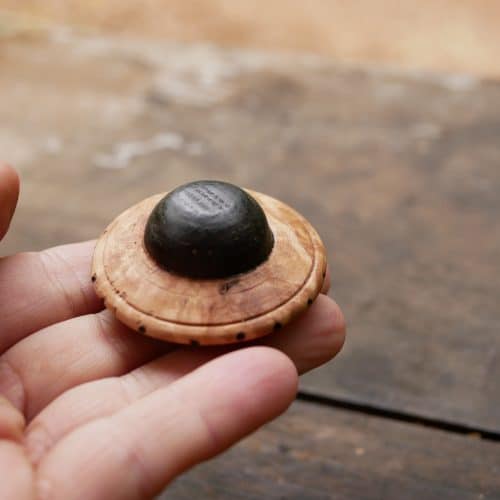 Handschmeichler Ufo aus Baumperle