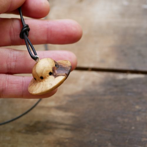 Ufo Kette Baumperle gedrechselt