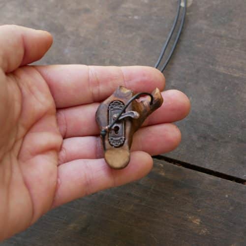 Rosenholz Schloss Kette