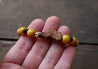 Armband Feder Baumperle