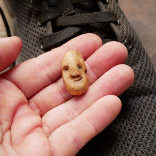 Schuhwichtel aus Baumperle Schuhschmuck für den Schnürsenkel