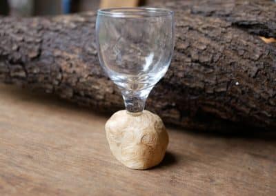Likörglas mit Baumperle